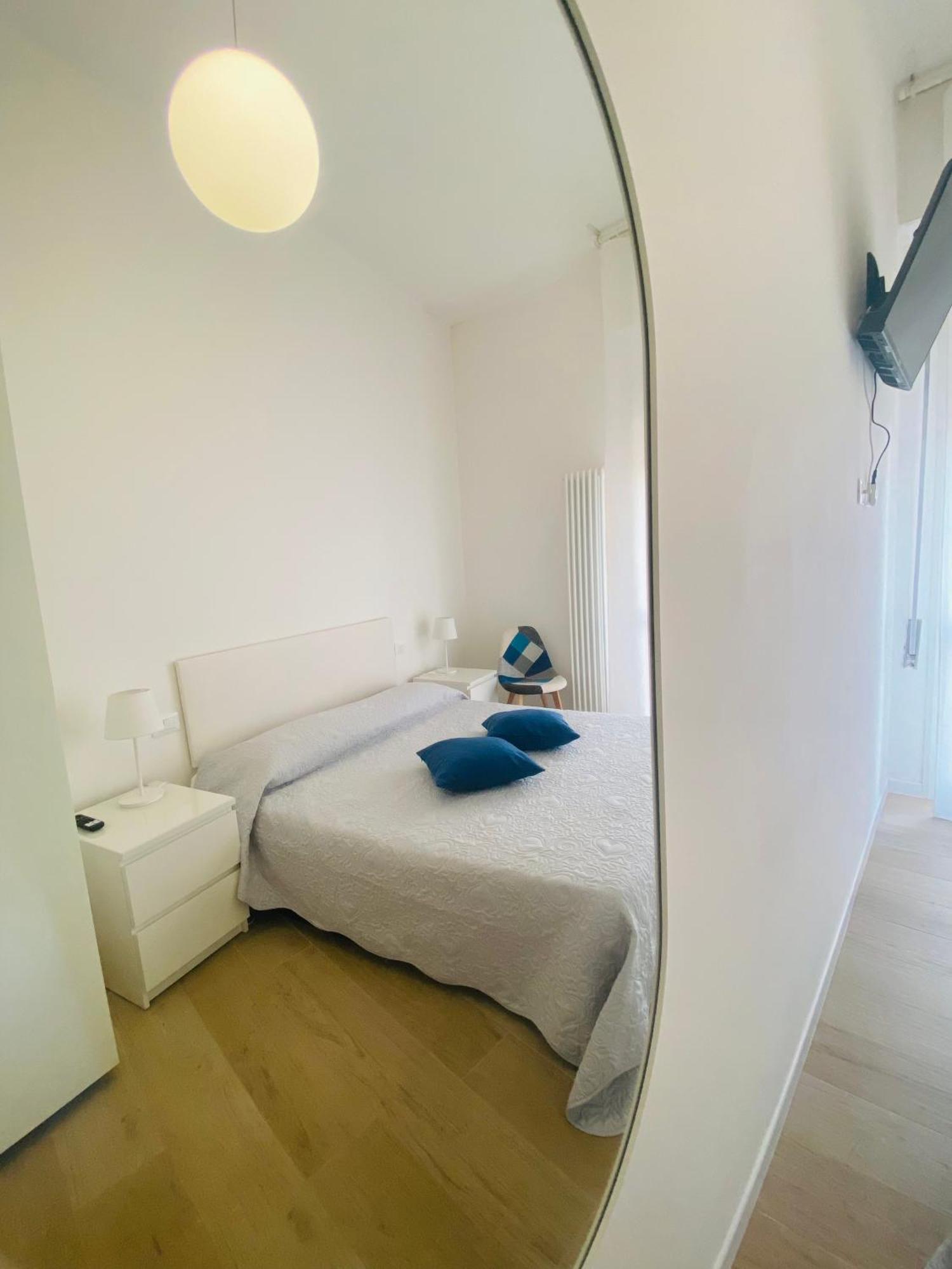 לינה וארוחת בוקר בולוניה Casa L&R מראה חיצוני תמונה